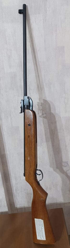 تفنگ بادي سالم تميز صحيح وسالم