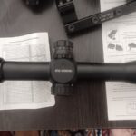 دوربین و پایه دوربین لیپرز