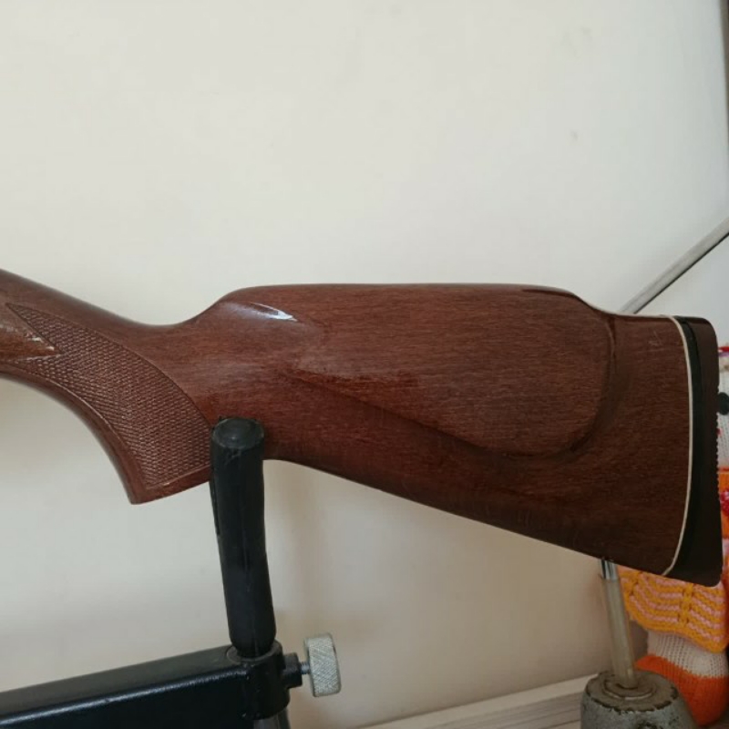 تفنگ بادی دیانا52سالم.قوی وخوش دست