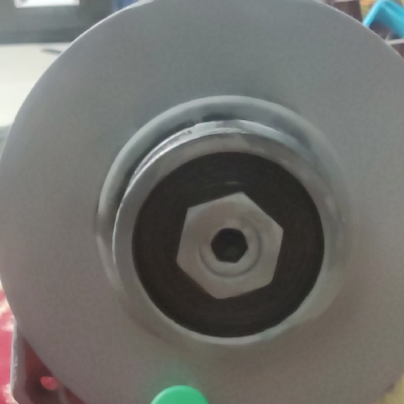 دینام اتوبوس ۲۴