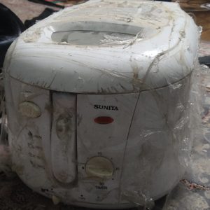 چرخ گوشت و سرخ کن برقی